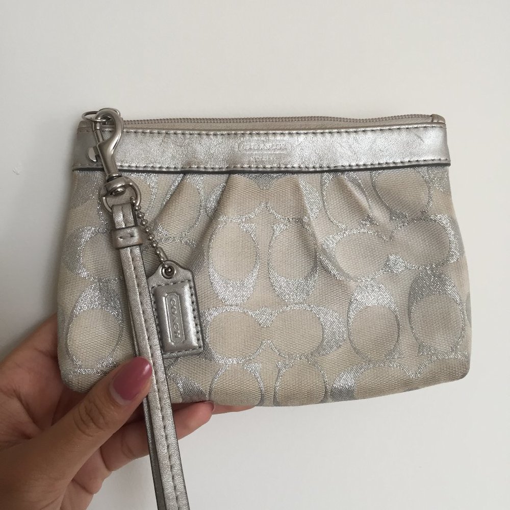 Coach Wristlet - Picture 1 of 6